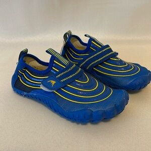 Boy QuickShark water shoes